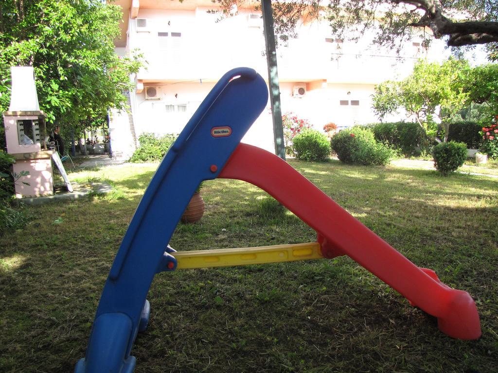 Labros Studios Kastrosikia Dış mekan fotoğraf